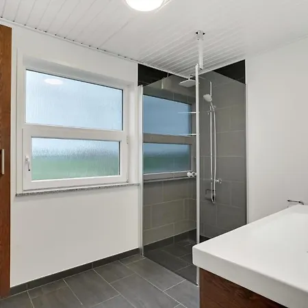 3 Bedroom Awesome In Casa vacanze