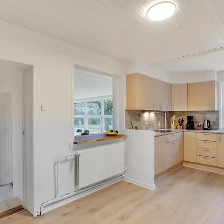3 Bedroom Awesome In Casa vacanze Spottrup