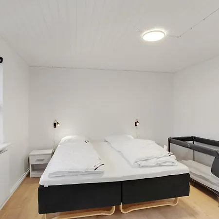 3 Bedroom Awesome In