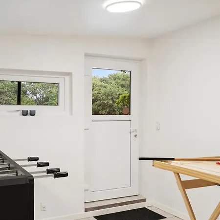 3 Bedroom Awesome In Casa vacanze Spottrup
